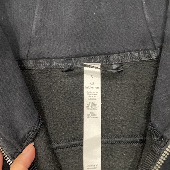 Lululemon Womens Zip Up Hoodie (black) - Picture 3 of 11